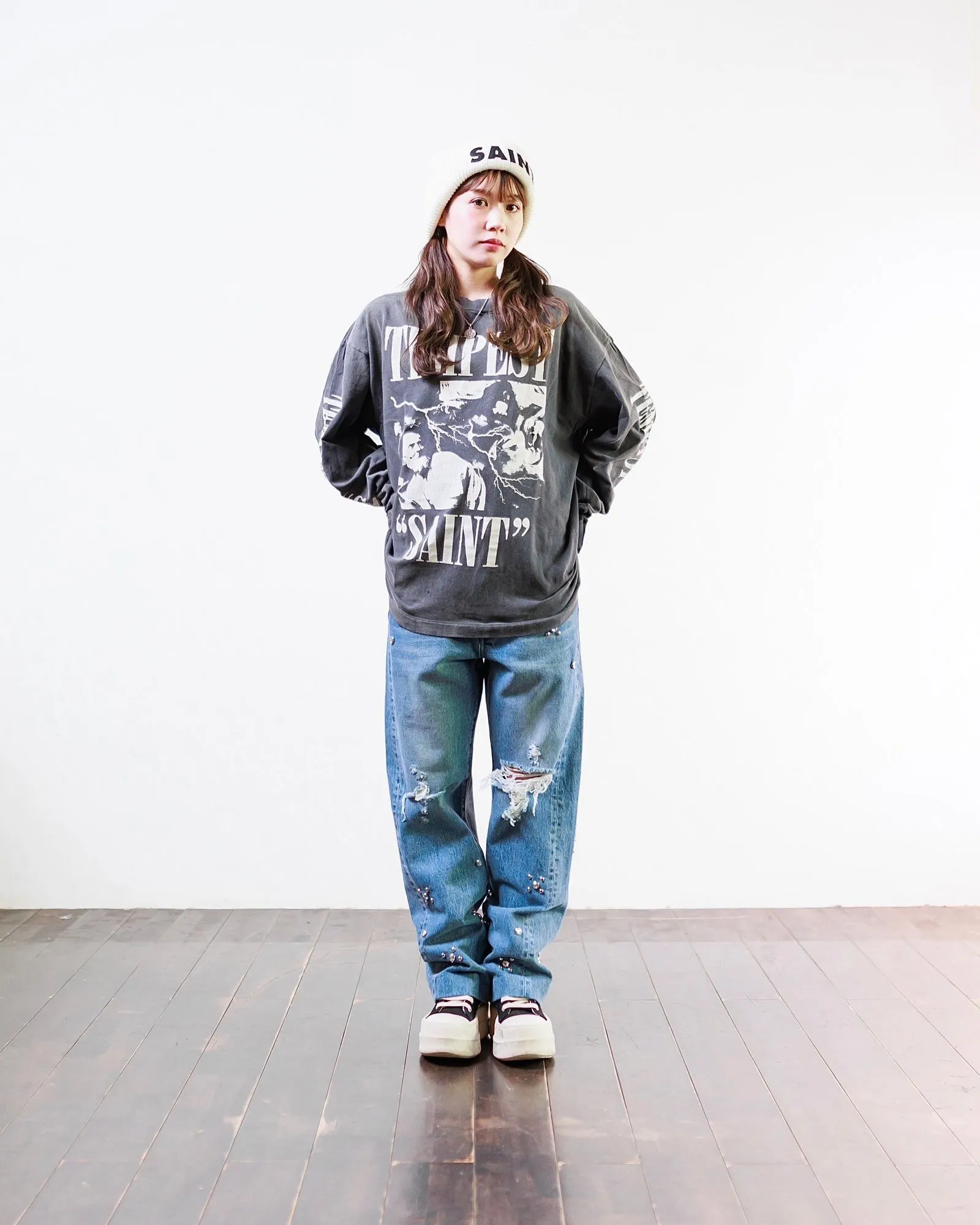 SAINT Mxxxxxx LS TEE/TEMPEST/BLK 'TEMPEST SAINT' Storm Religious Saints Cracked Retro Vulcanized Heavy Wash Long Sleeves Washed Black S-XL Assute Dyeing Multi-bit Horse Fading Craftsmanship Grinding and Hanging Holes Full of Old Feeling Top Printing Craftsmanship Purchasing Level